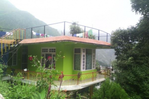 3-BR homestay for 6 guests, by GuestHouser